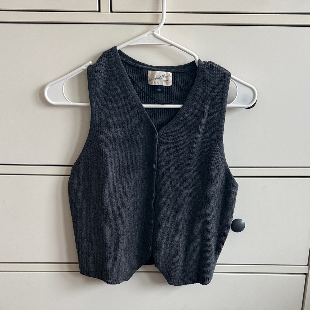 Universal Thread Black Knit Vest